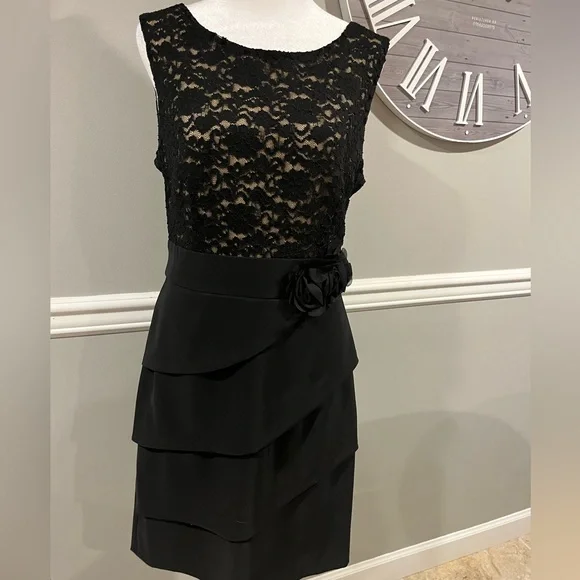 Women's Black Lace over nude color dress Macy's Brand Connected…NWOT - Picture 1 of 12